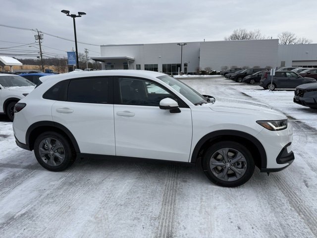 New 2026 Honda HR-V LX image 2