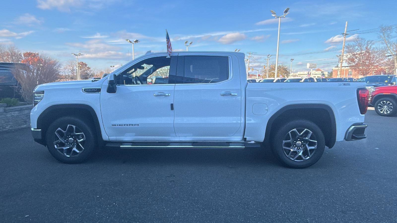 New 2026 GMC Sierra 1500 SLT w/ SLT Premium Plus Package image 4