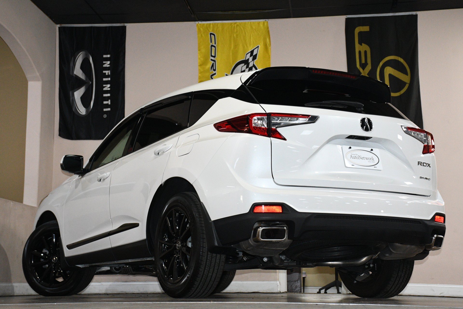 Used 2025 Acura RDX SH-AWD image 86