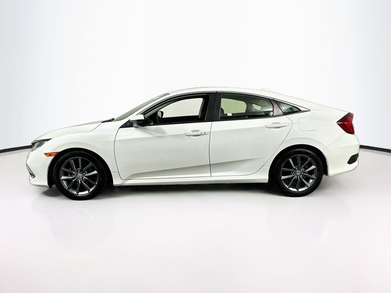 Used 2019 Honda Civic EX-L image 8
