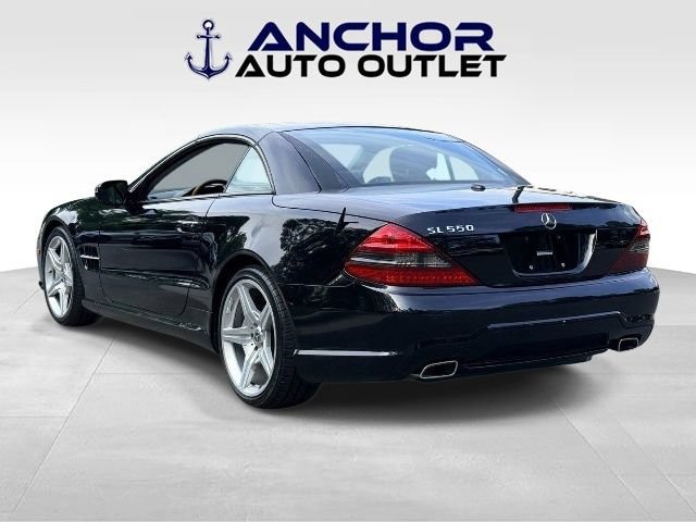 Used 2011 Mercedes-Benz SL 550 image 6