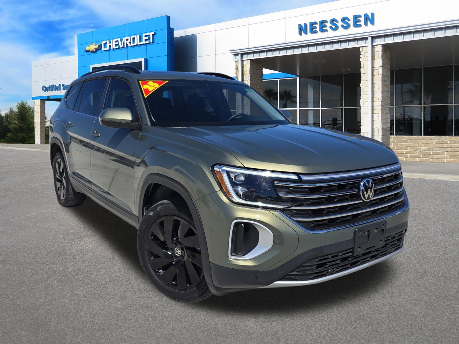 Used 2025 Volkswagen Atlas SE