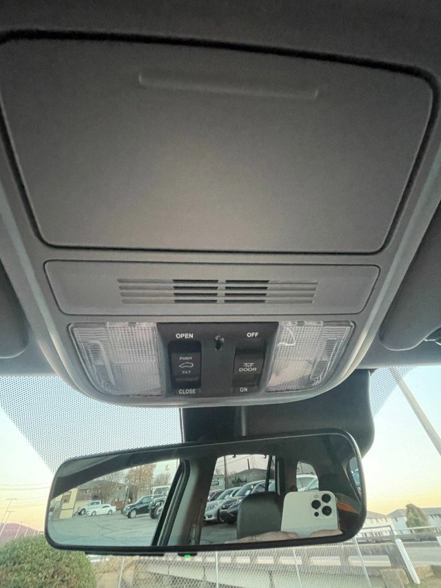 Used 2022 Honda Pilot Special Edition image 43