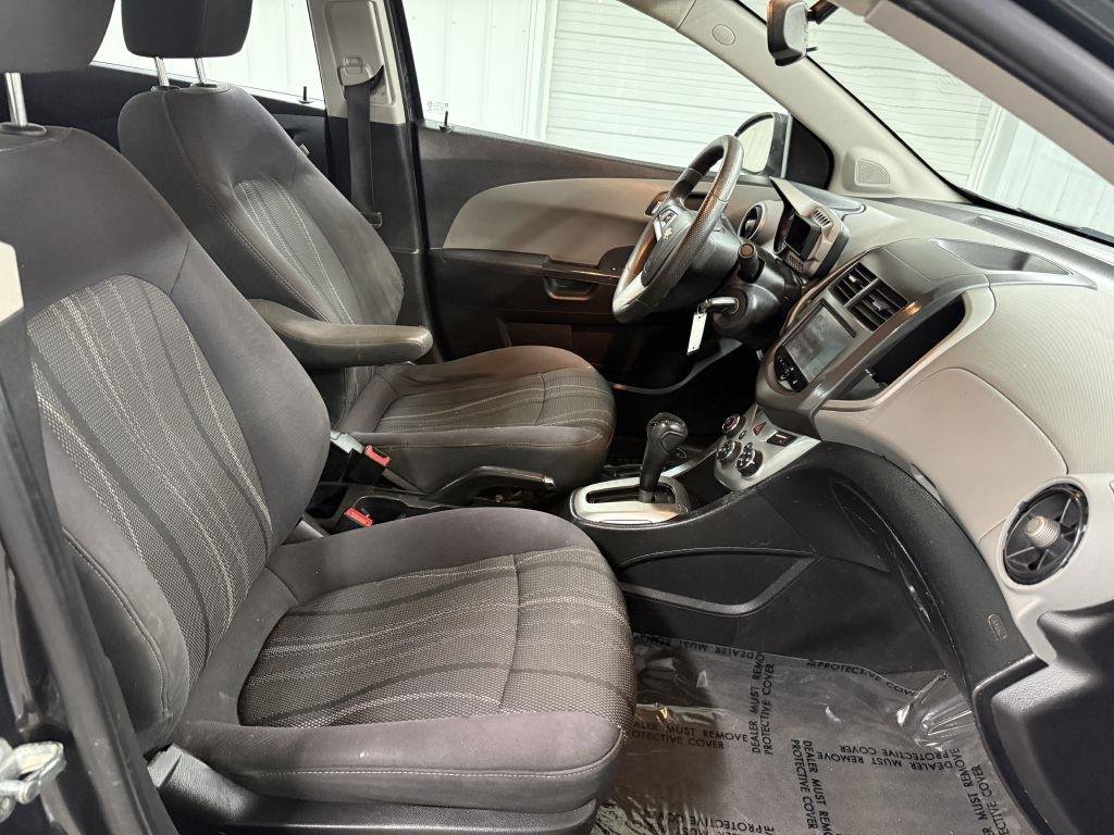 Used 2015 Chevrolet Sonic LT FWD image 25