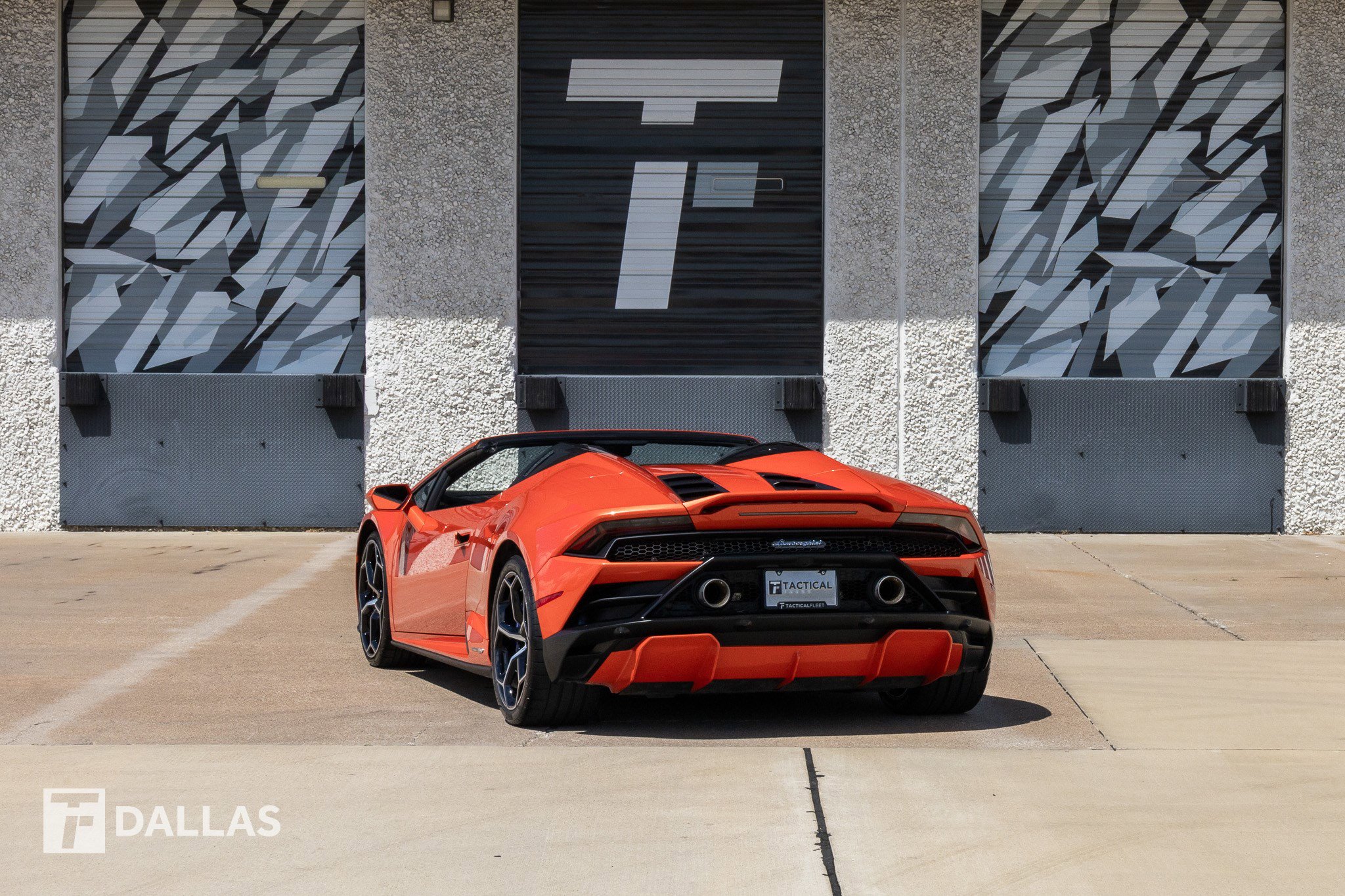 Used 2022 Lamborghini Huracan EVO image 11