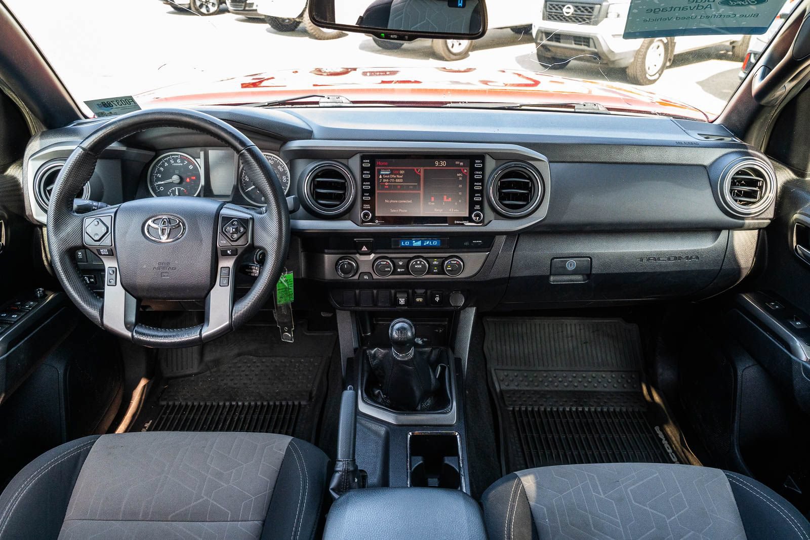 Used 2021 Toyota Tacoma TRD Off-Road AWD/4WD image 23