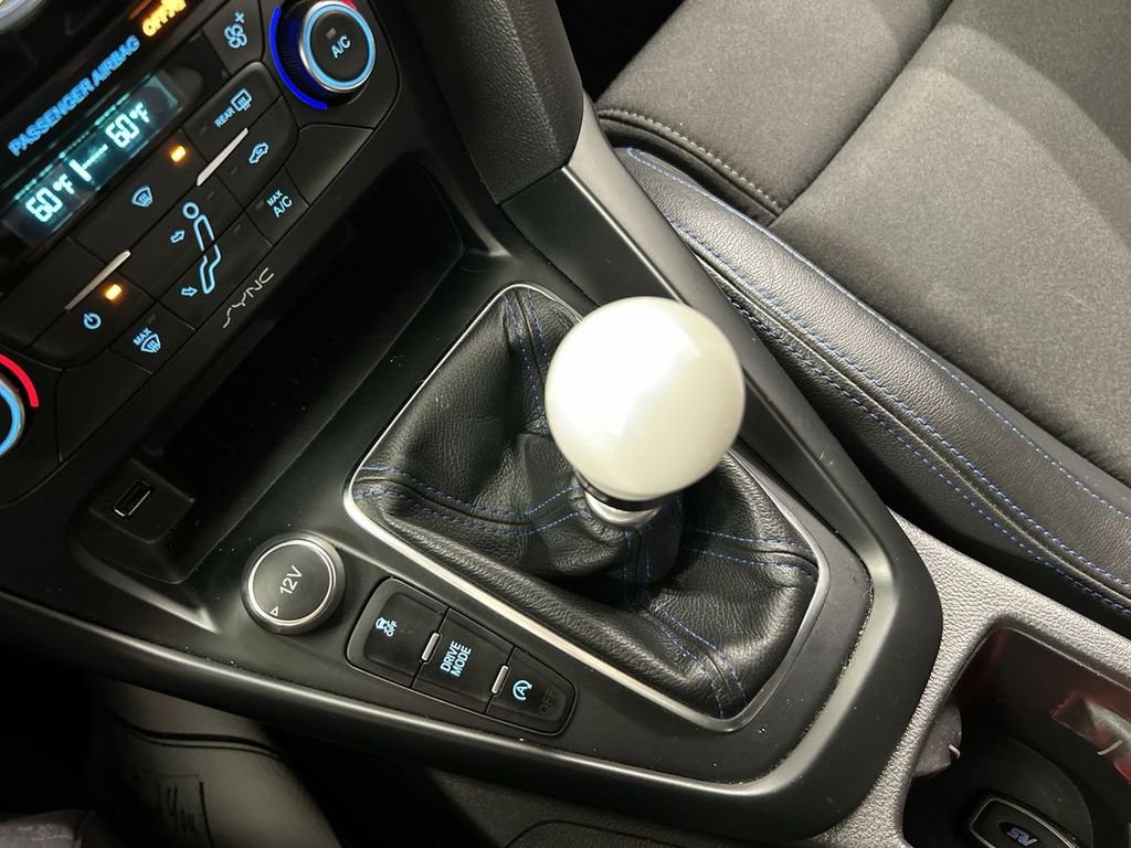 Used 2016 Ford Focus RS image 17