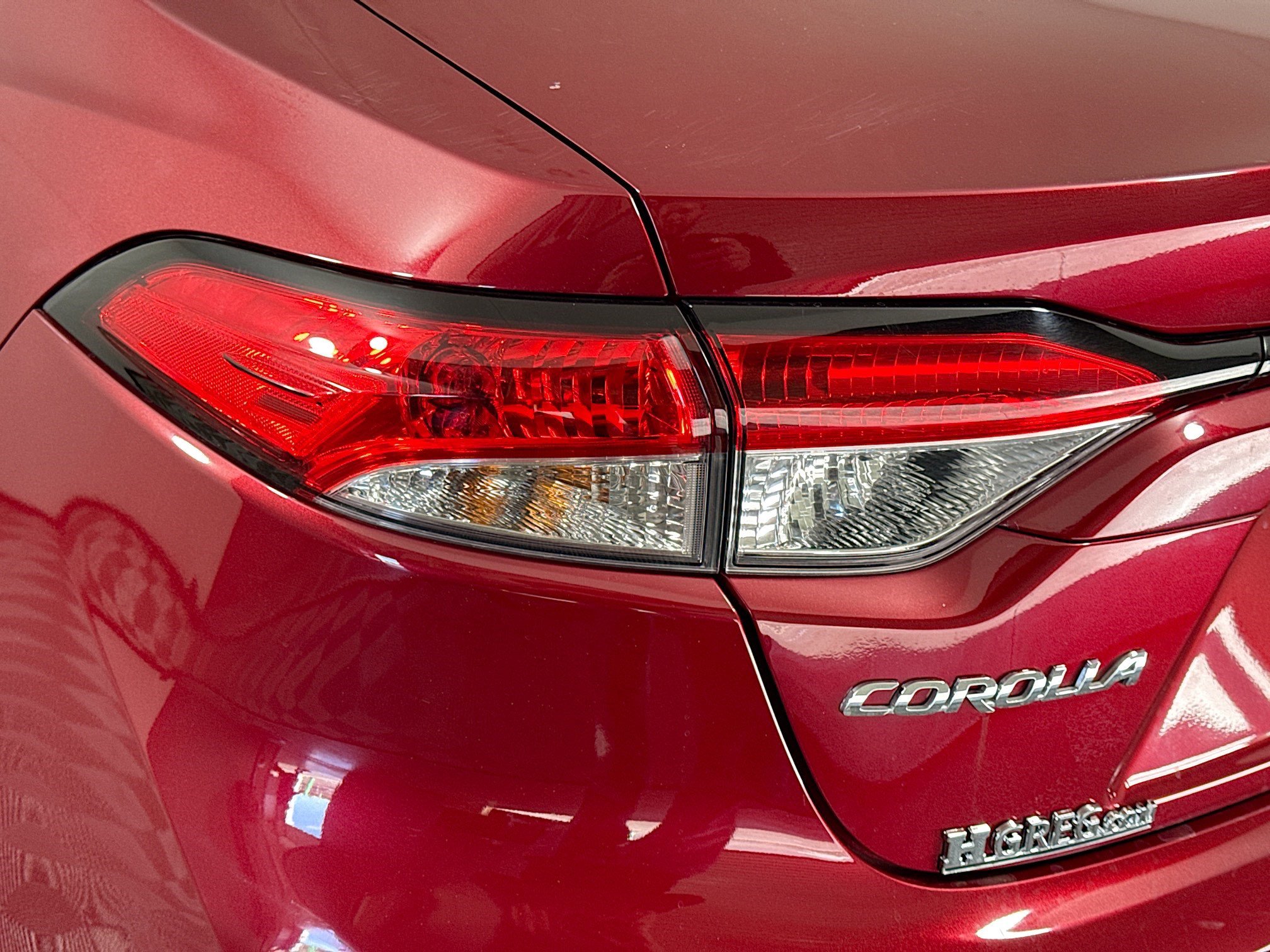 Used 2024 Toyota Corolla LE image 35