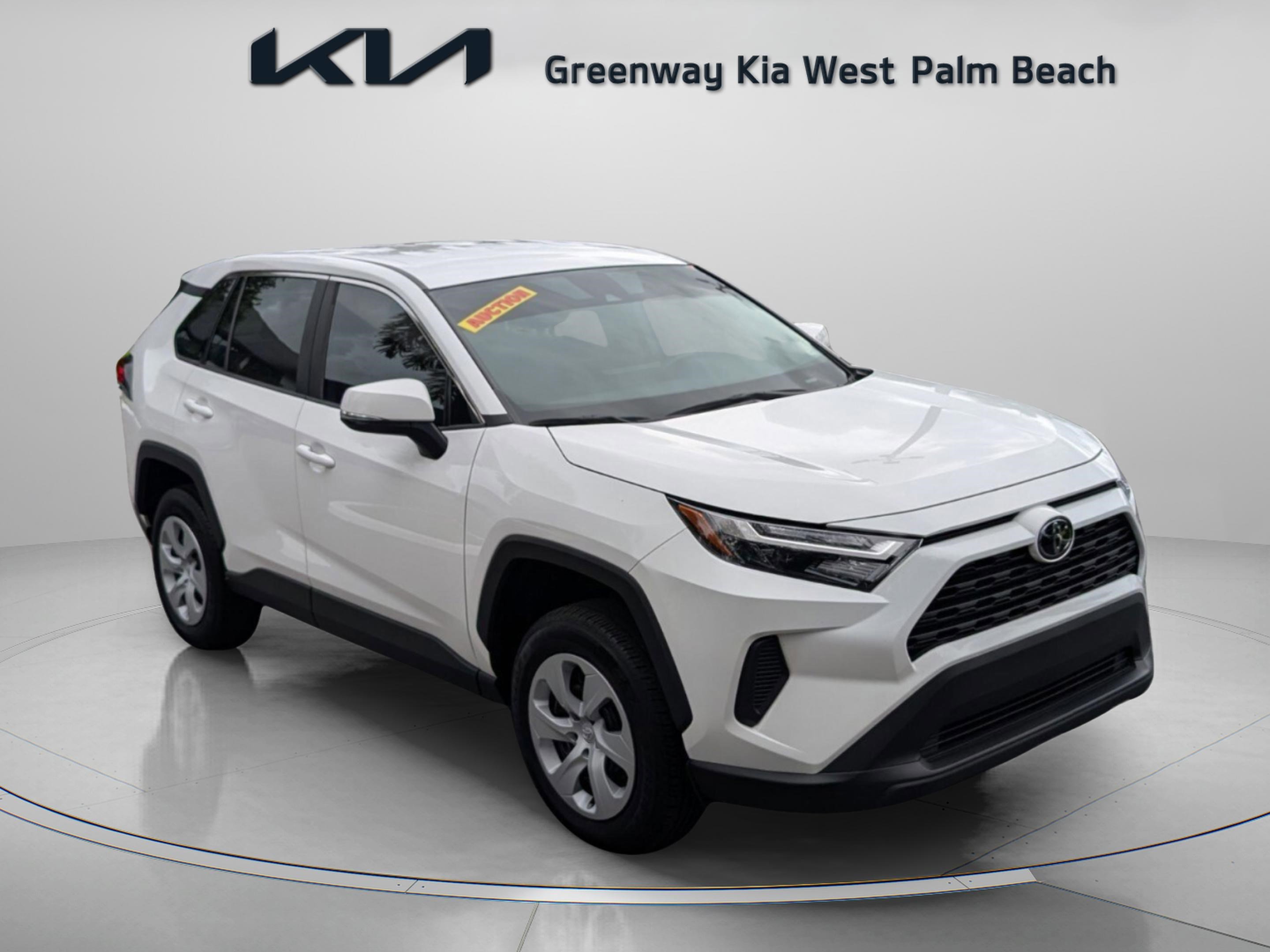 Used 2024 Toyota RAV4 LE image 2