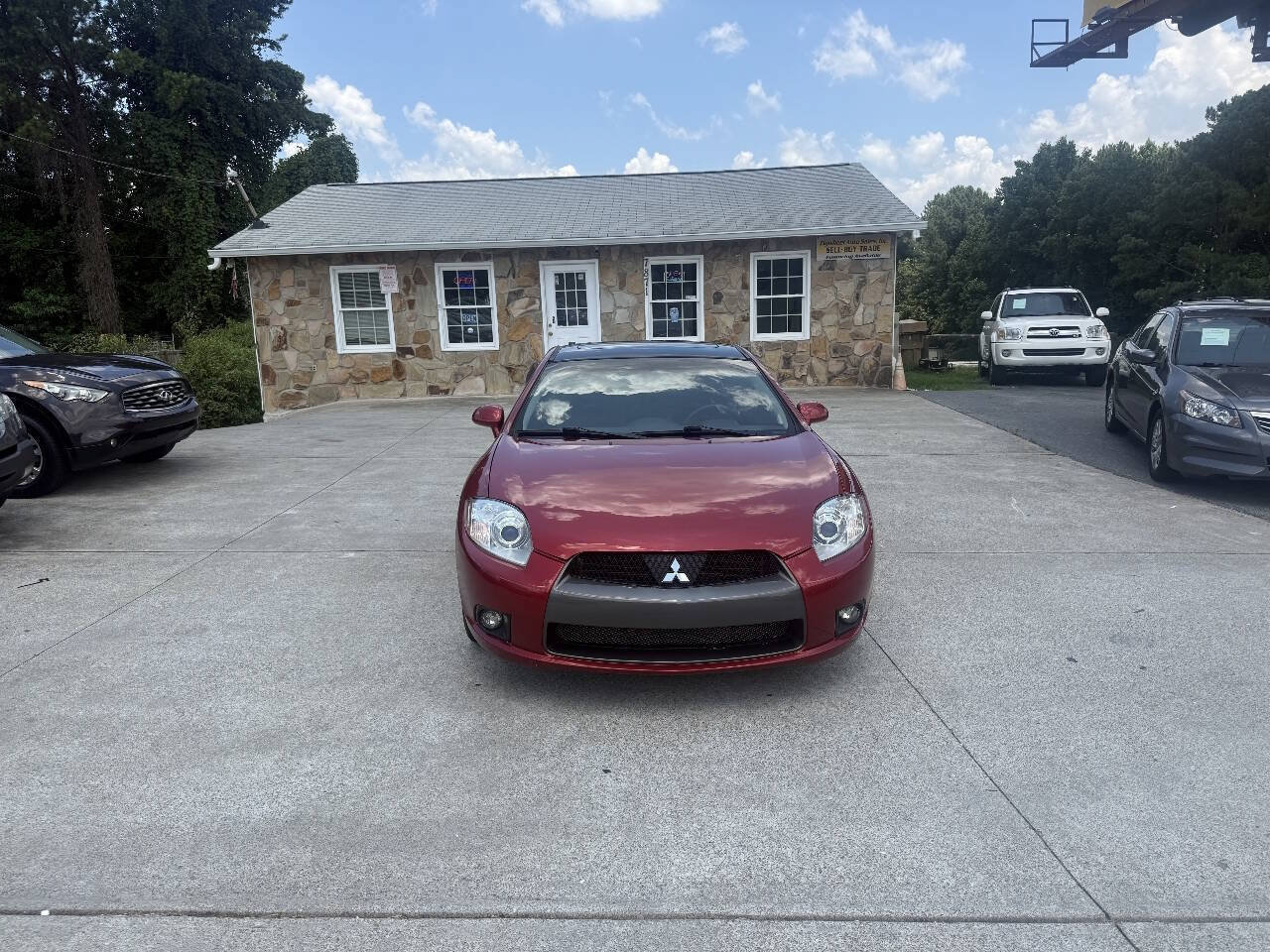 Used 2011 Mitsubishi Eclipse GS FWD image 2