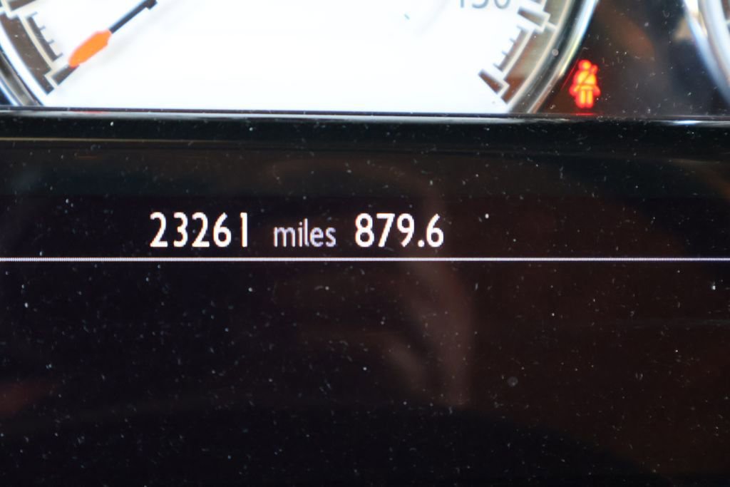 Used 2016 Rolls-Royce Wraith RWD image 27
