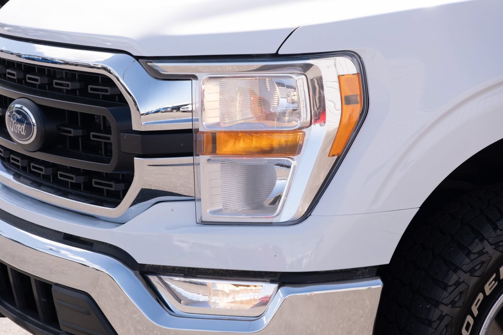 Used 2022 Ford F150 XLT w/ Equipment Group 301A Mid AWD/4WD image 18