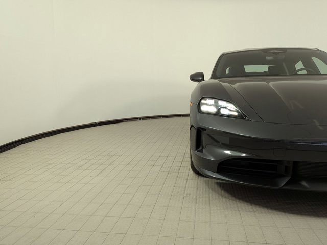 New 2026 Porsche Taycan 4S image 12