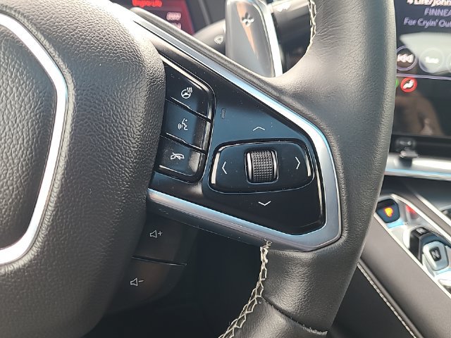 Used 2020 Chevrolet Corvette Stingray Preferred Cpe w/ 2LT Preferred Equipment Group RWD image 19