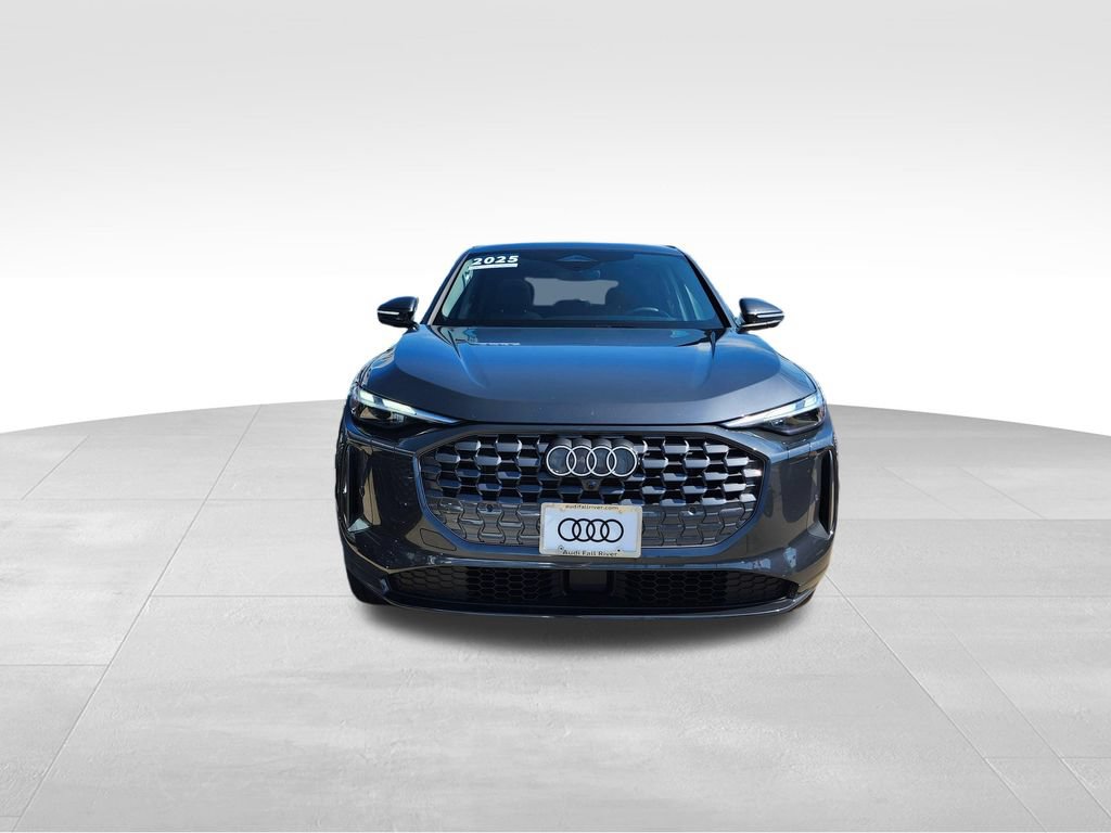 Certified 2025 Audi Q5 Premium w/ Convenience Package AWD/4WD image 2
