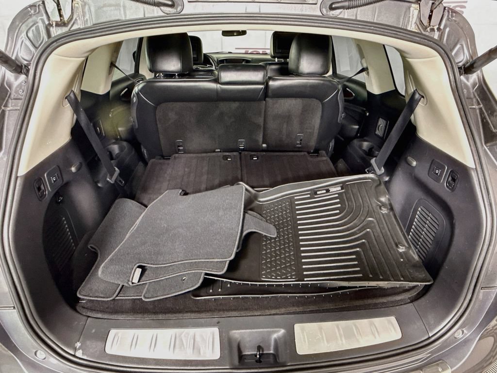 Used 2015 INFINITI QX60 Luxe w/ Deluxe Touring Package AWD/4WD image 32