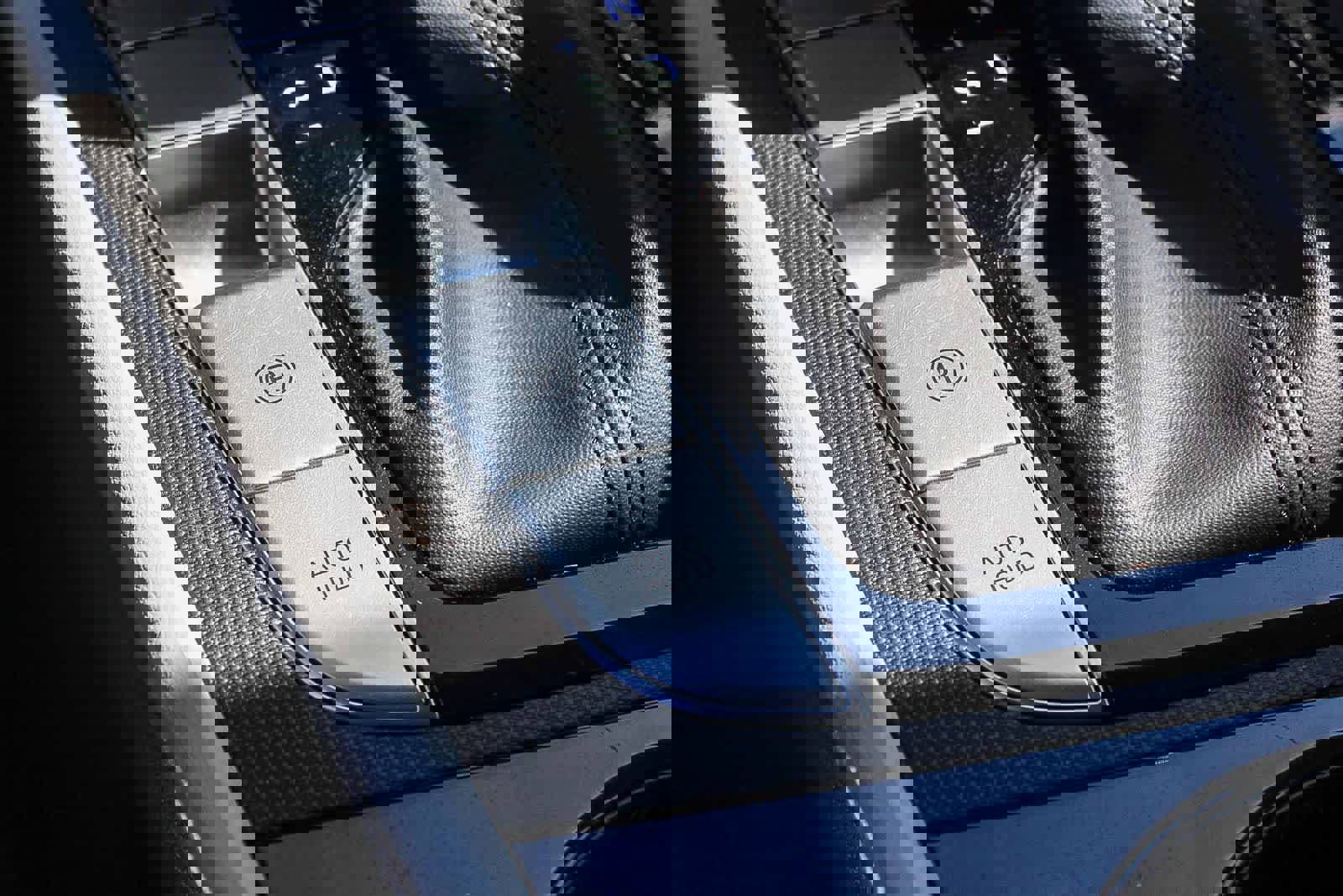 Certified 2023 Hyundai Elantra Limited image 35