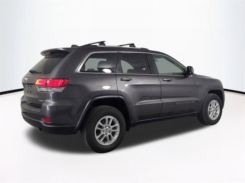 Used 2020 Jeep Grand Cherokee Laredo image 5
