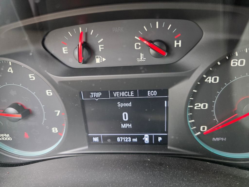 Used 2020 Chevrolet Malibu LT FWD image 12