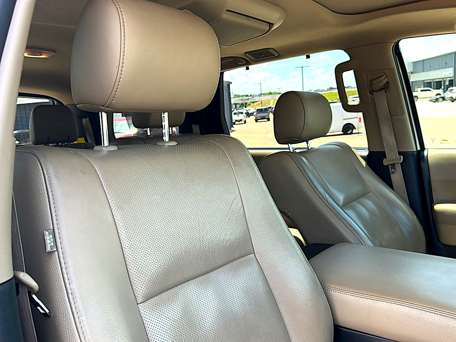 Used 2013 Toyota Sequoia Platinum RWD image 28