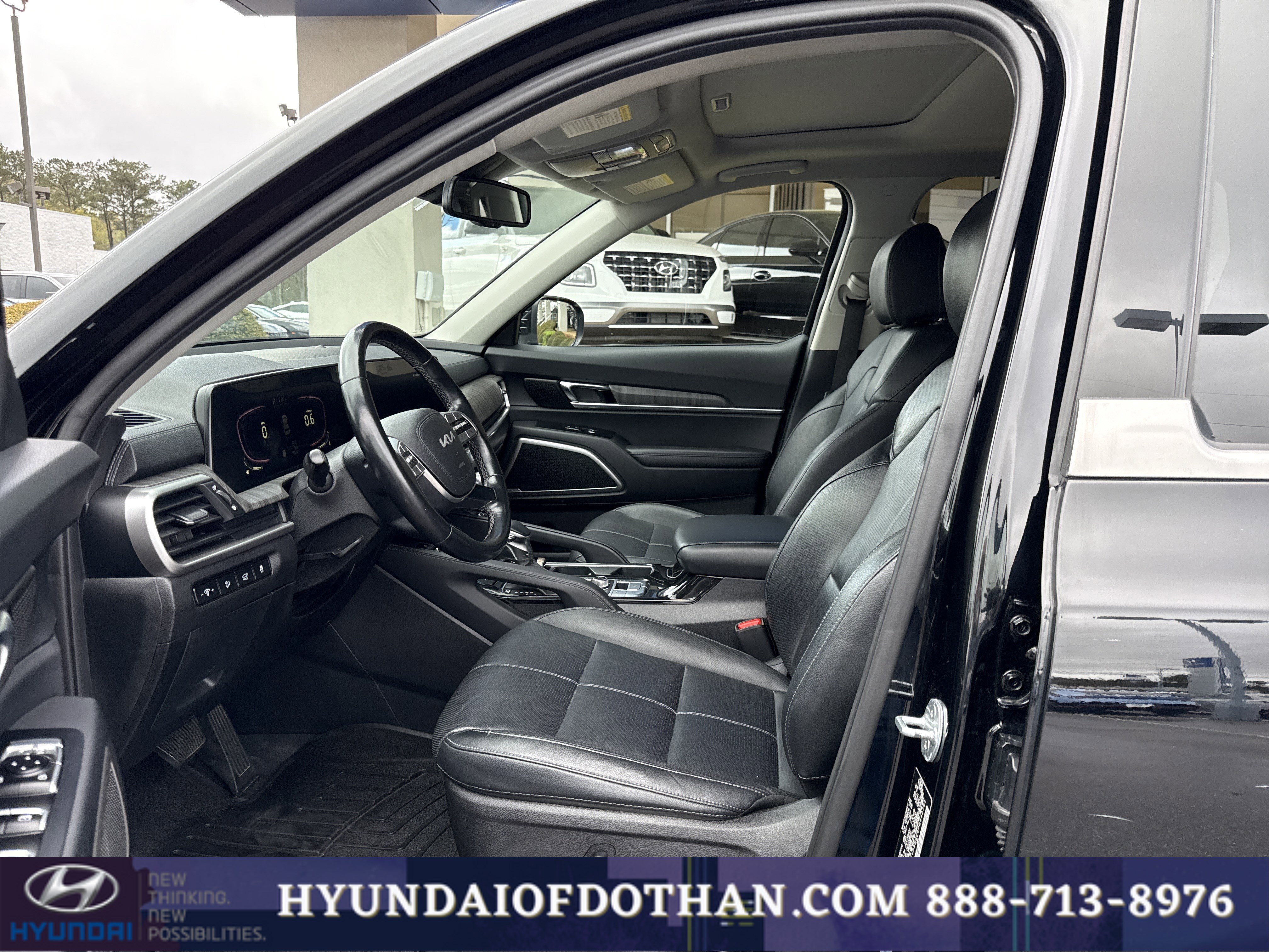 Used 2023 Kia Telluride EX image 10