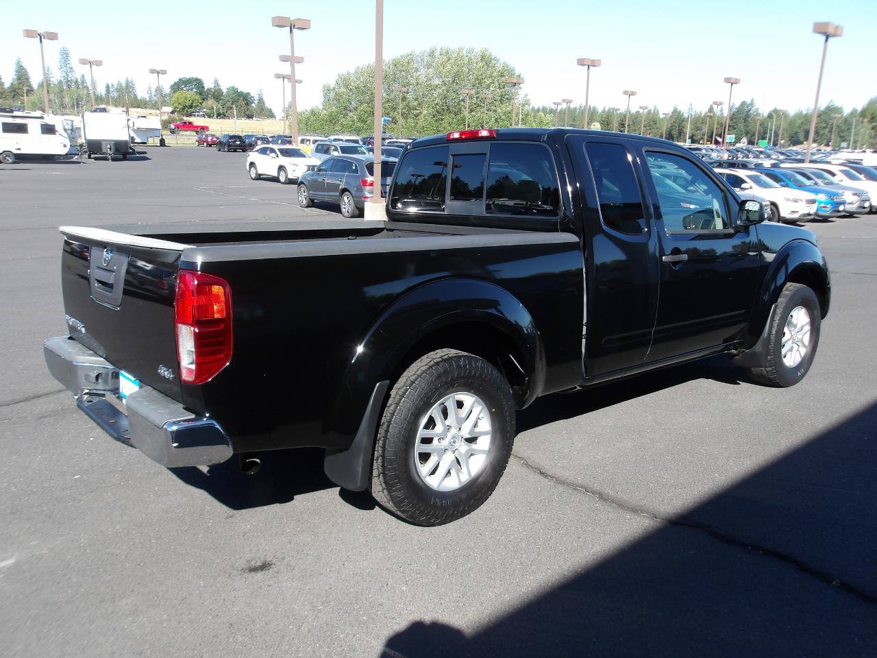 Used 2014 Nissan Frontier SV AWD/4WD image 5