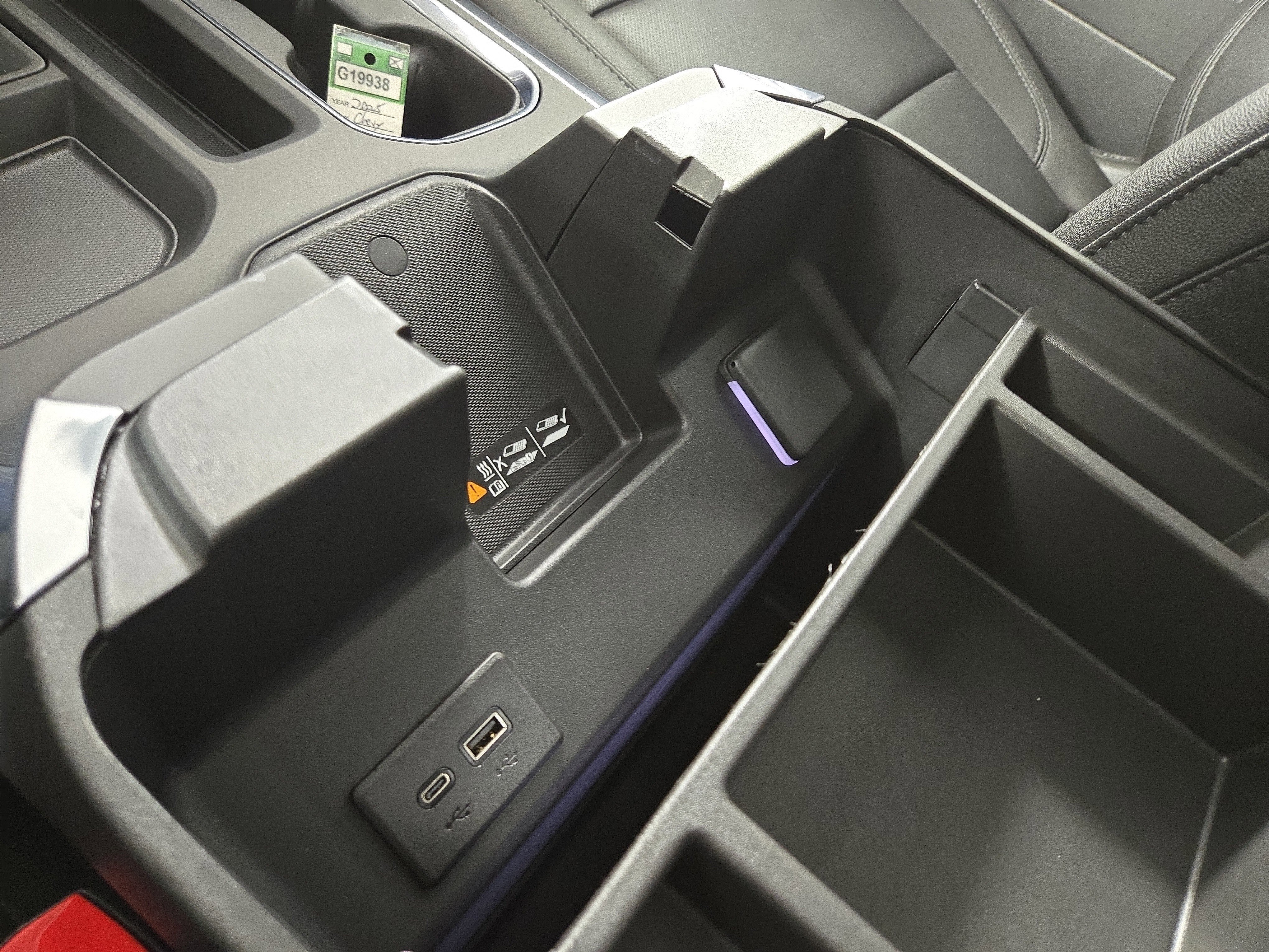 Certified 2025 Chevrolet Silverado 1500 LTZ w/ LTZ Premium Package image 29