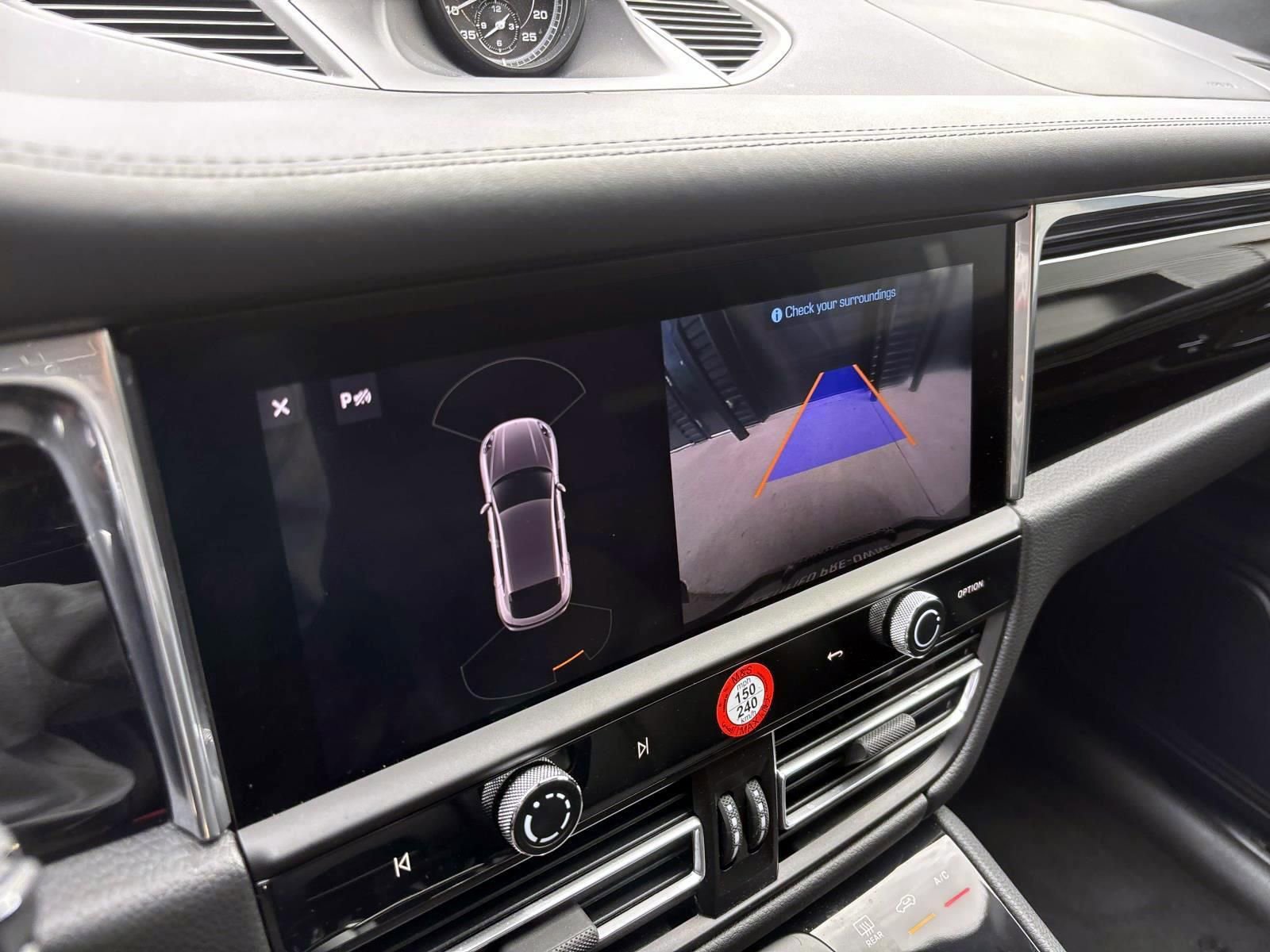 Used 2025 Porsche Macan Turbo image 36