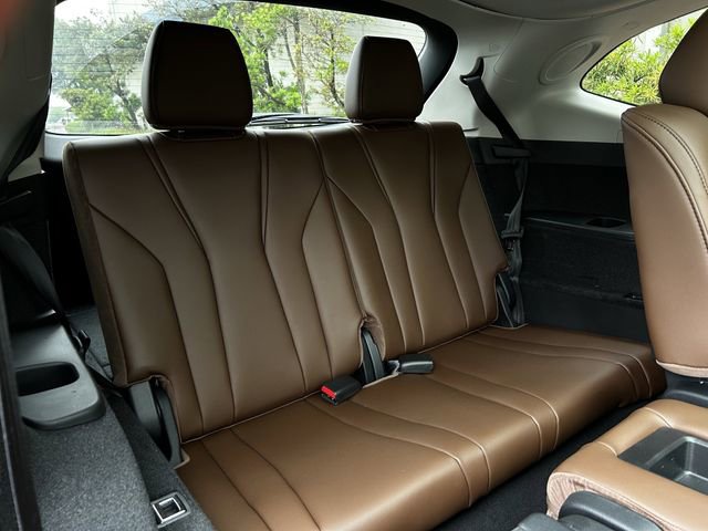 Certified 2025 Acura MDX w/ Technology Package FWD image 32