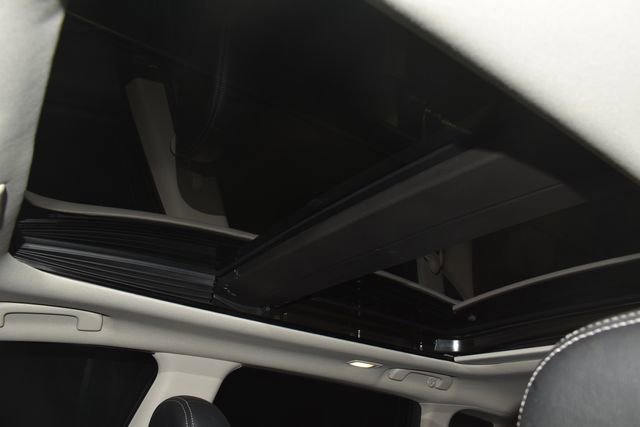 Used 2024 Nissan Murano SL image 14