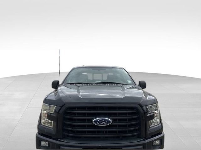 Used 2016 Ford F150 XLT w/ Equipment Group 302A Luxury image 2