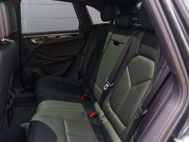 New 2026 Porsche Macan Turbo AWD/4WD image 18
