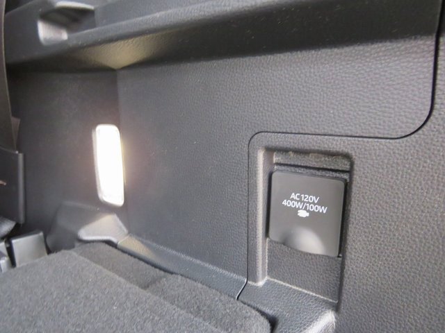 New 2026 Toyota Sequoia Platinum image 27