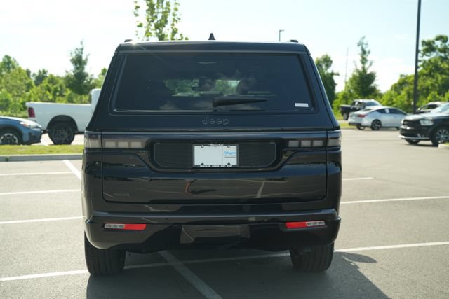 New 2026 Jeep Grand Wagoneer Summit AWD/4WD image 6