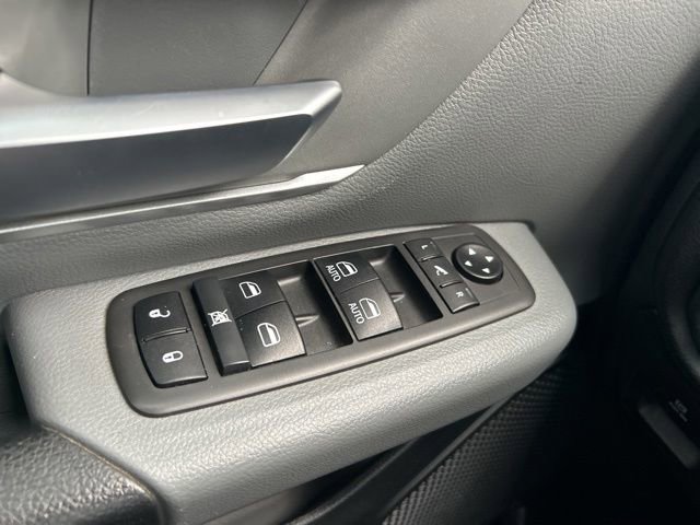 Used 2021 RAM 1500 Big Horn RWD image 16
