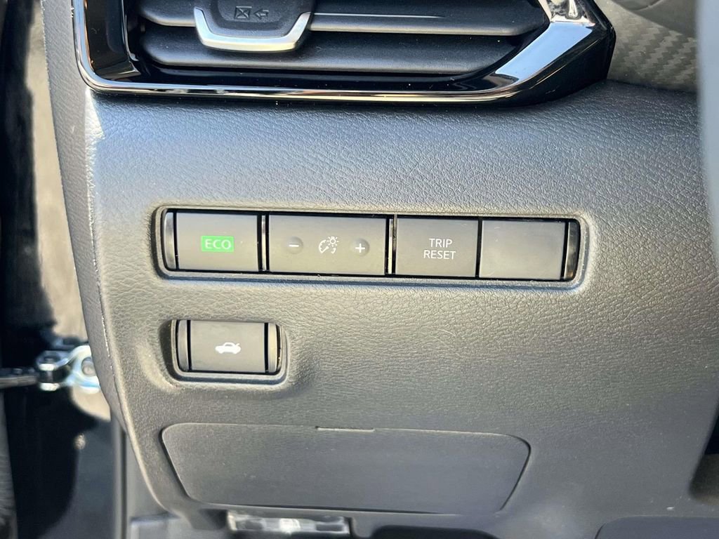 Used 2023 Nissan Sentra SV w/ SV Premium Package image 22