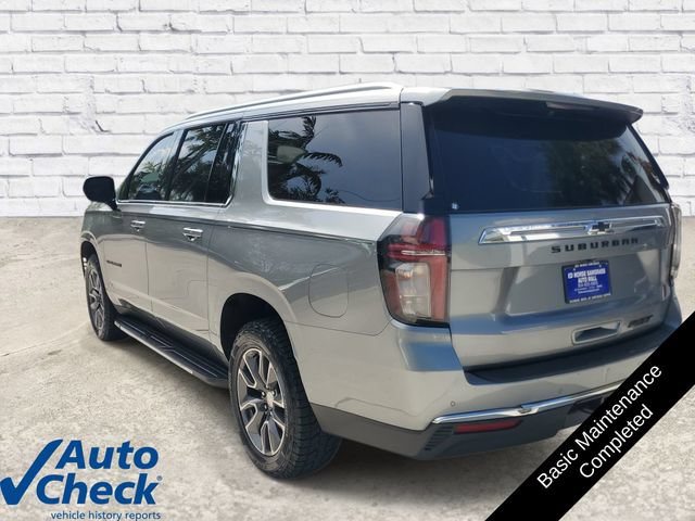 Used 2023 Chevrolet Suburban LS RWD image 2