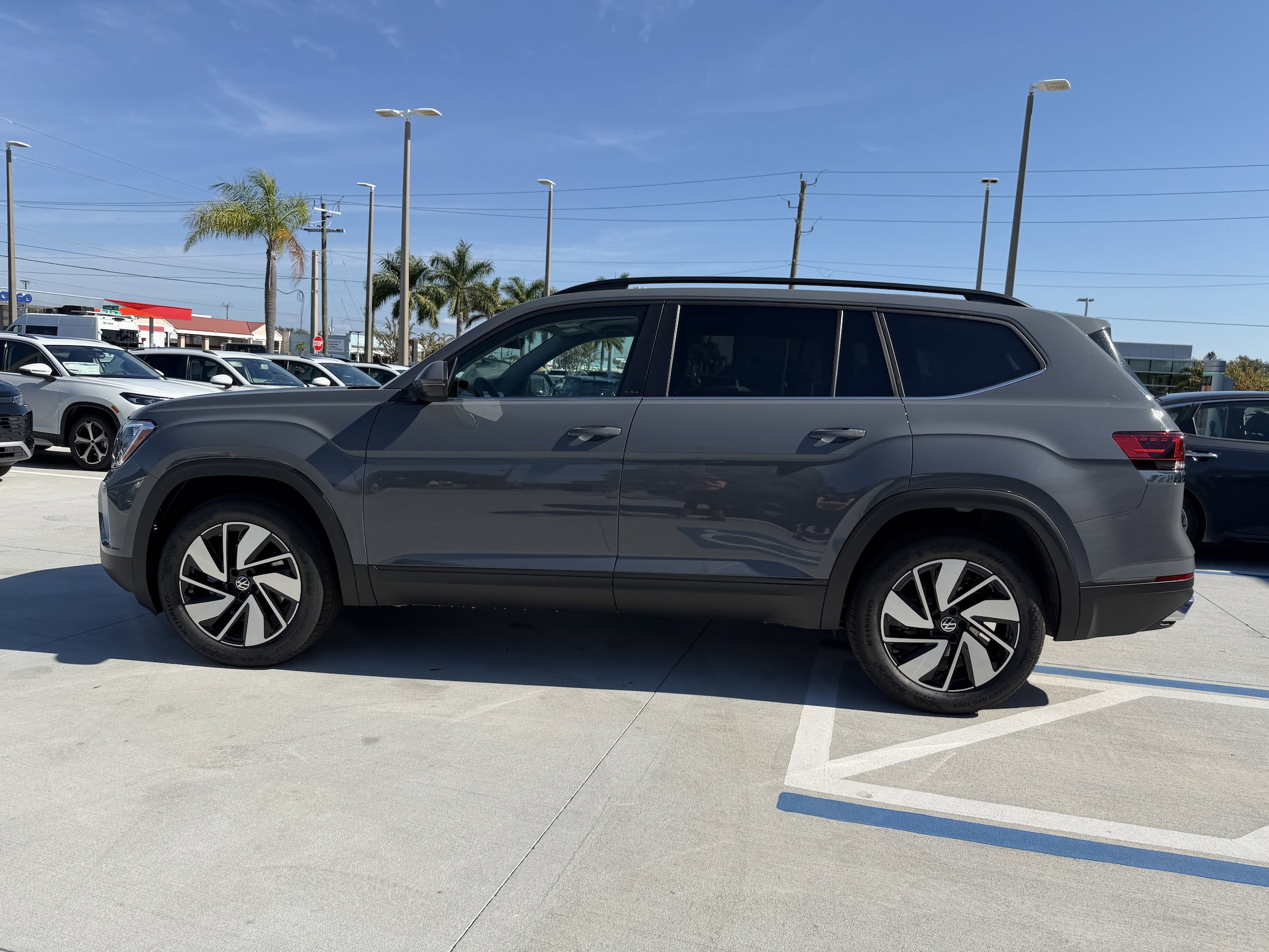 New 2026 Volkswagen Atlas SE AWD/4WD image 6