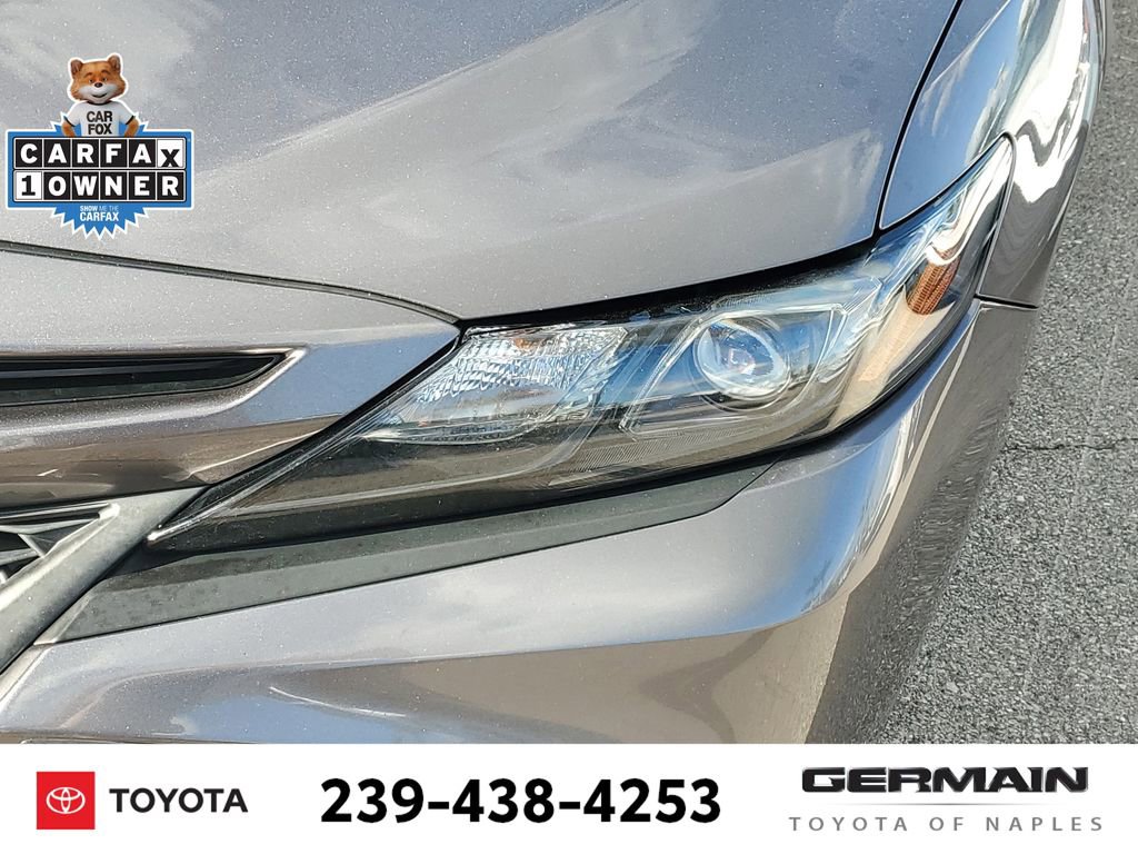 Used 2022 Toyota Camry SE image 14