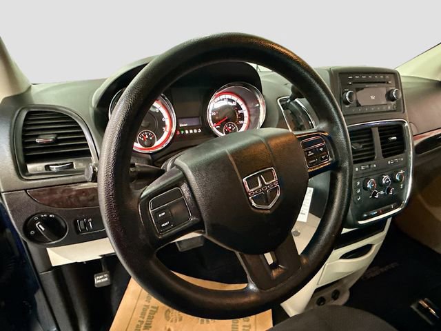 Used 2016 Dodge Grand Caravan SE w/ Quick Order Package 29E SE image 12