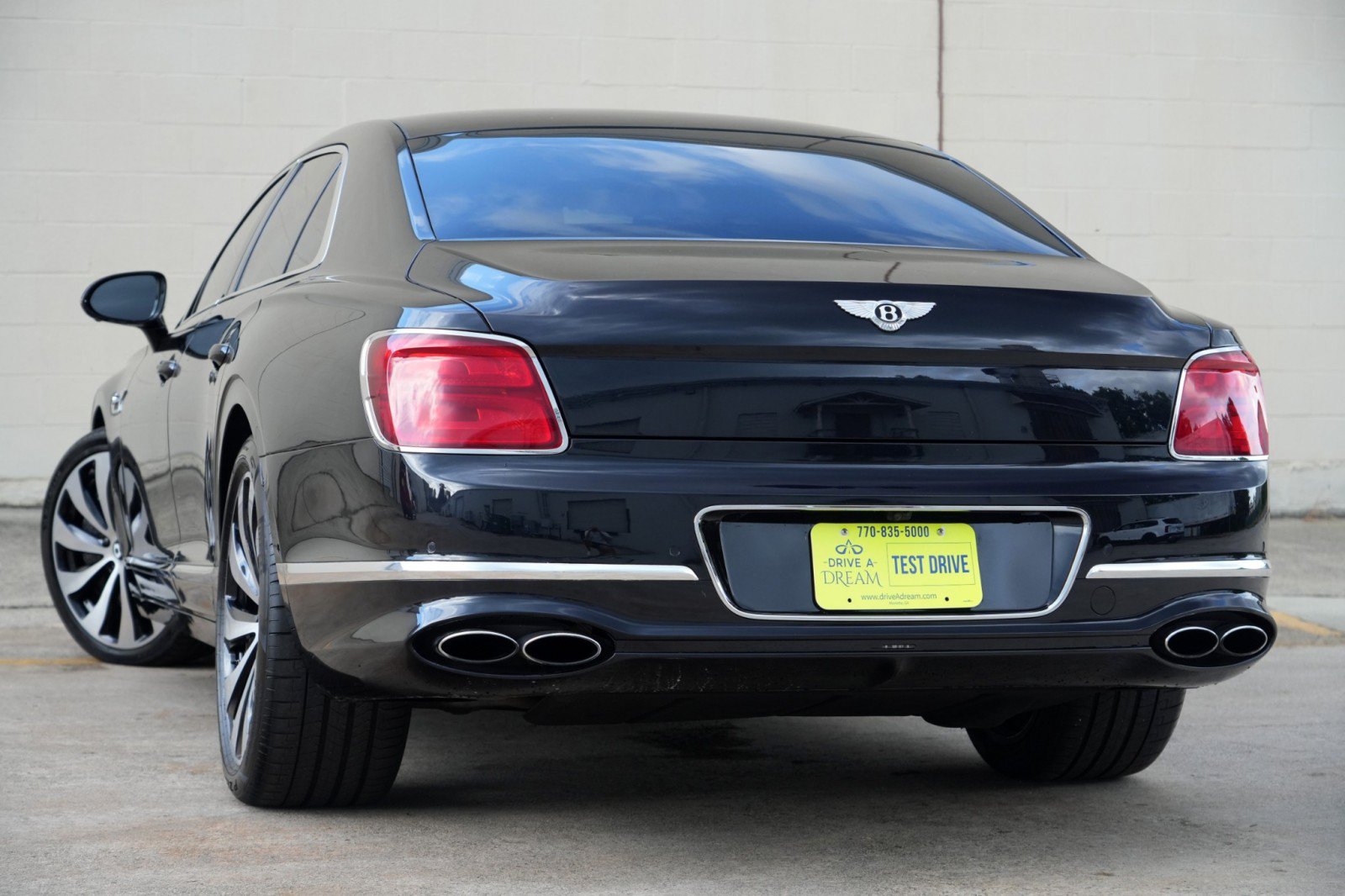 Used 2023 Bentley Flying Spur Azure AWD/4WD image 6