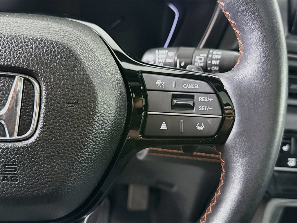 Certified 2025 Honda Pilot TrailSport image 12