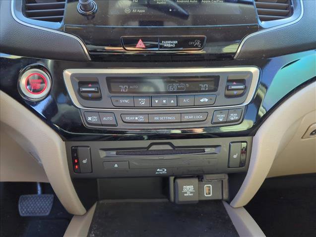 Used 2021 Honda Pilot Touring image 18