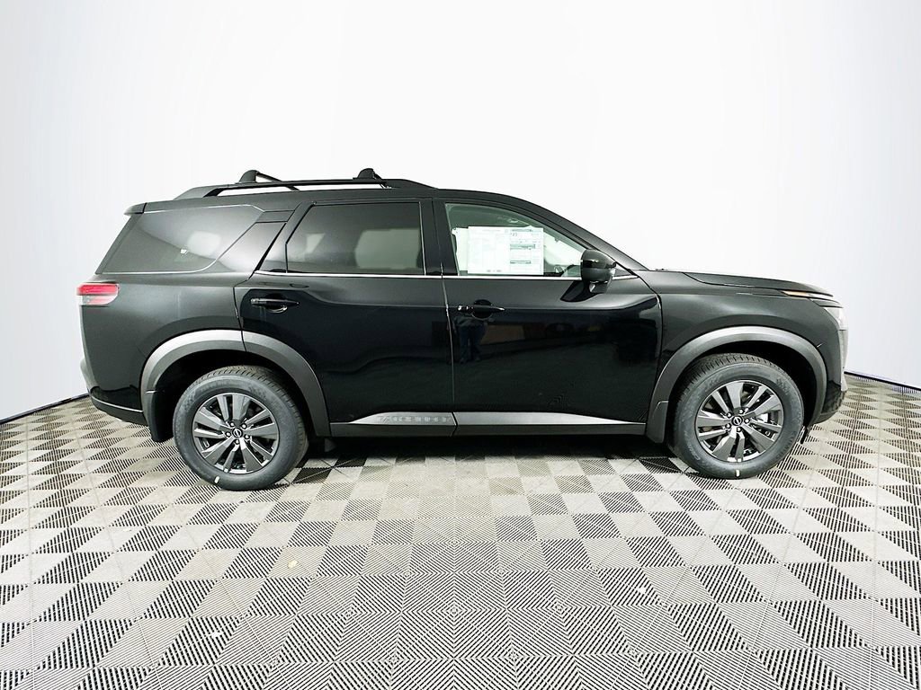 New 2026 Nissan Pathfinder SV image 10