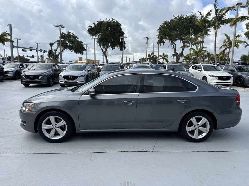 Used 2014 Volkswagen Passat 1.8T SE FWD image 11