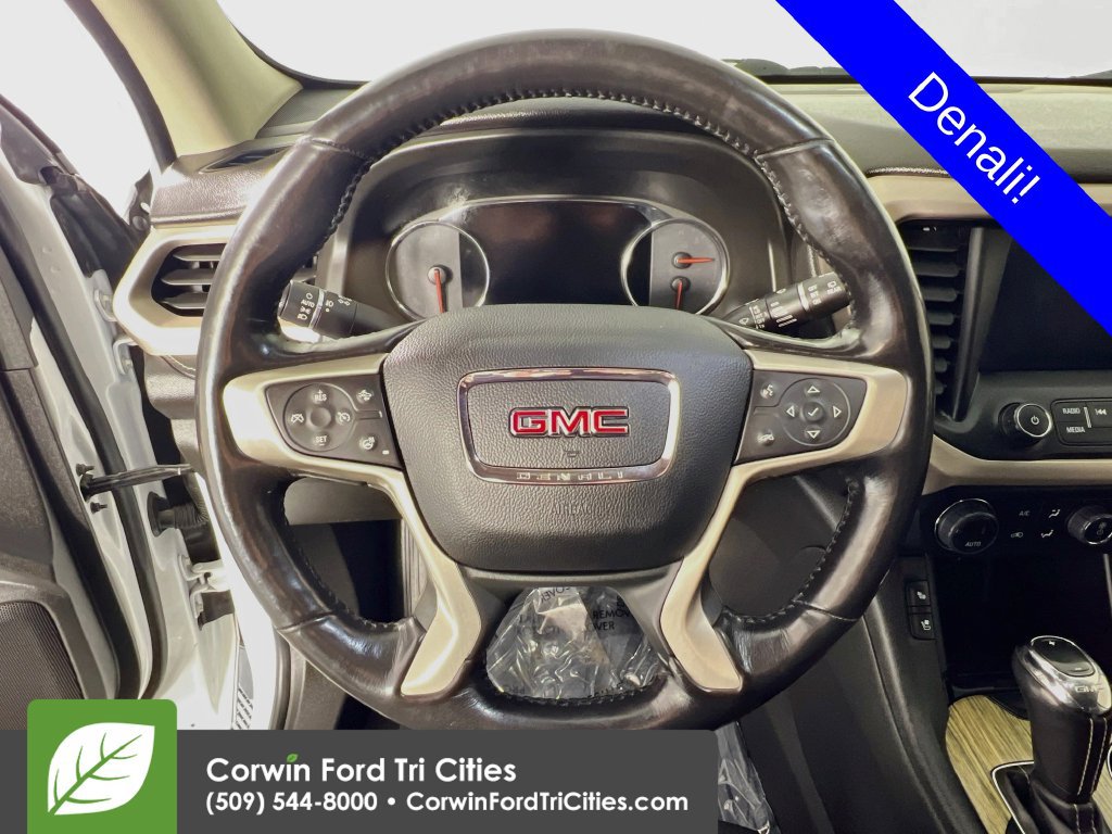 Used 2019 GMC Acadia Denali w/ Technology Package AWD/4WD image 7