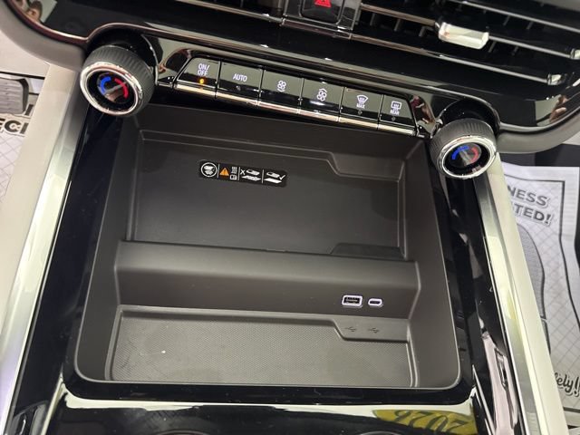 New 2026 Chevrolet Tahoe Premier w/ Sun And Tow Package AWD/4WD image 44