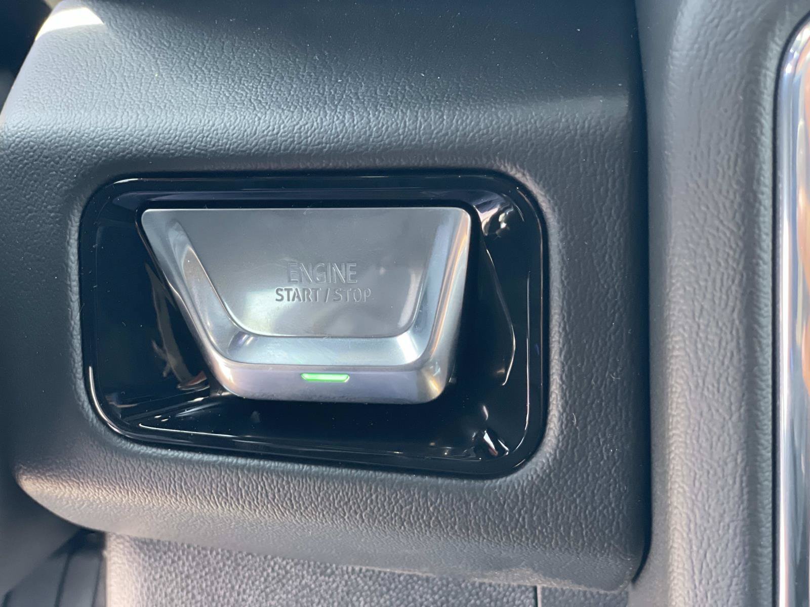 New 2026 GMC Yukon Denali AWD/4WD image 16