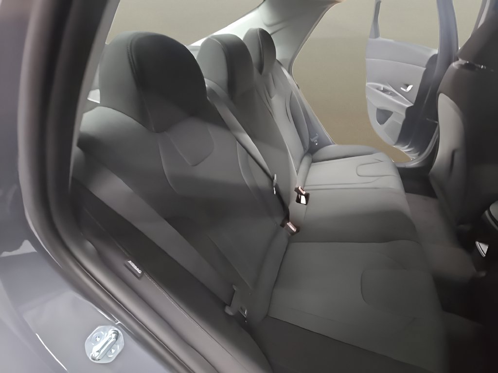 New 2026 Hyundai Elantra SE FWD image 24