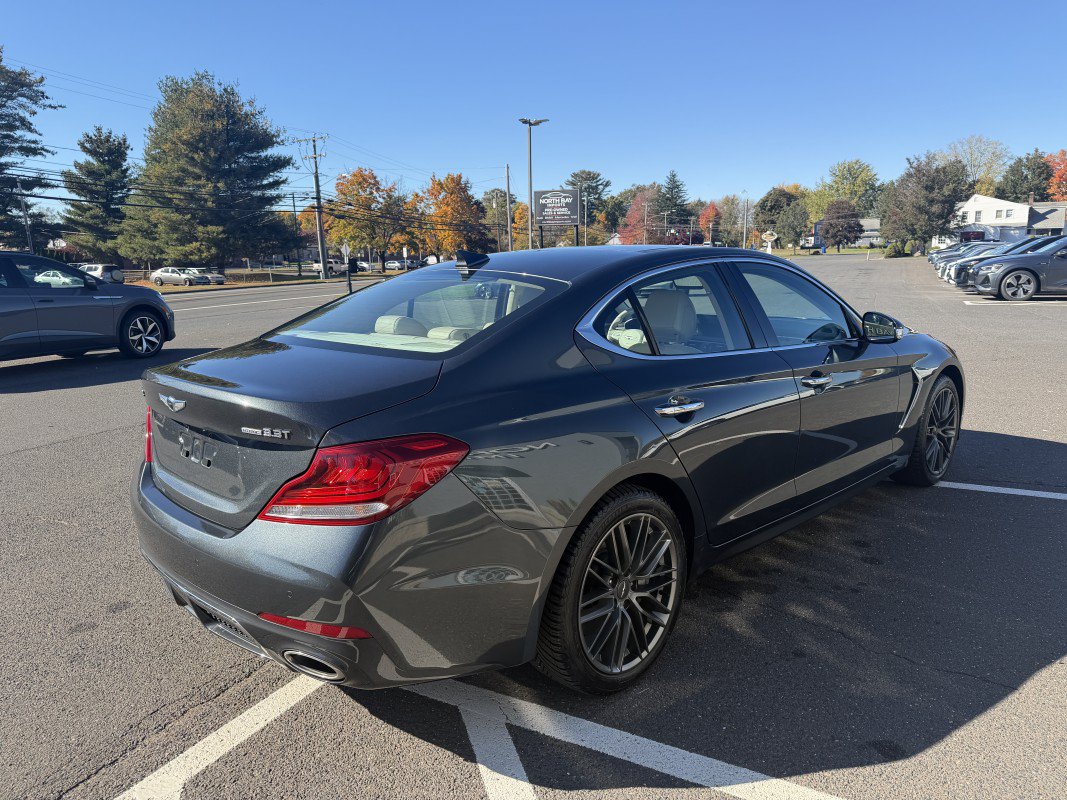 Used 2019 Genesis G70 3.3T Design AWD/4WD image 8